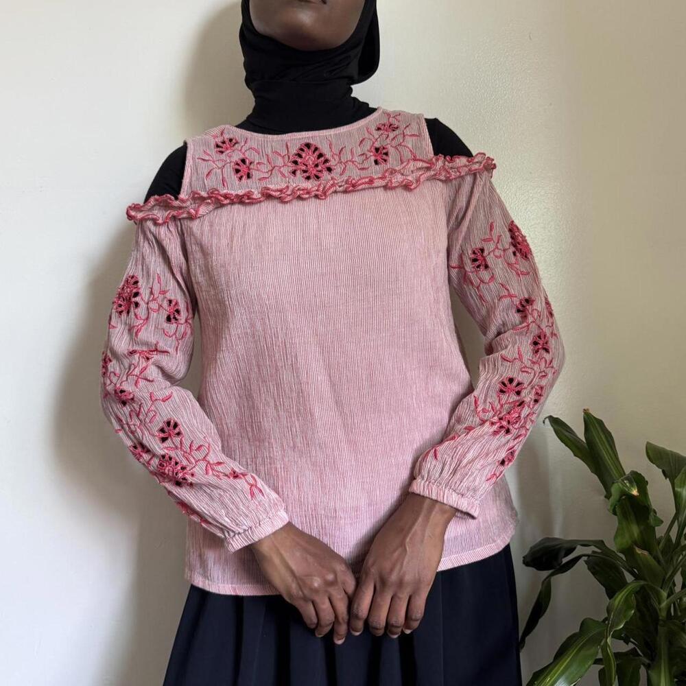 Pink embroidered floral top with ruffle details size‎ M